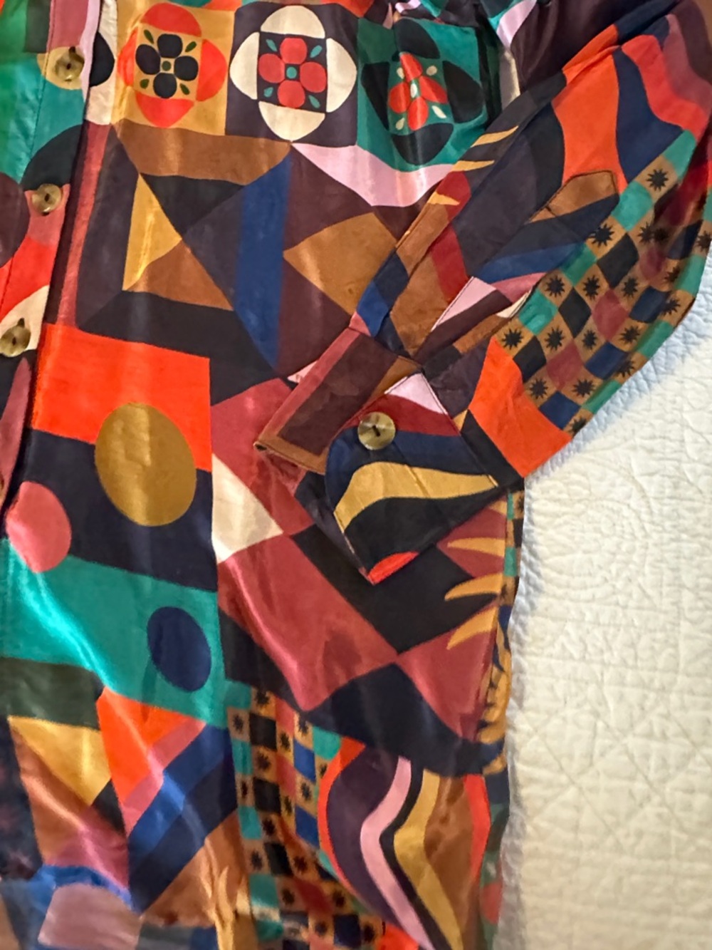 FARM Rio Multicolor Geometric Button-Up Shirt - Picture 4 of 11